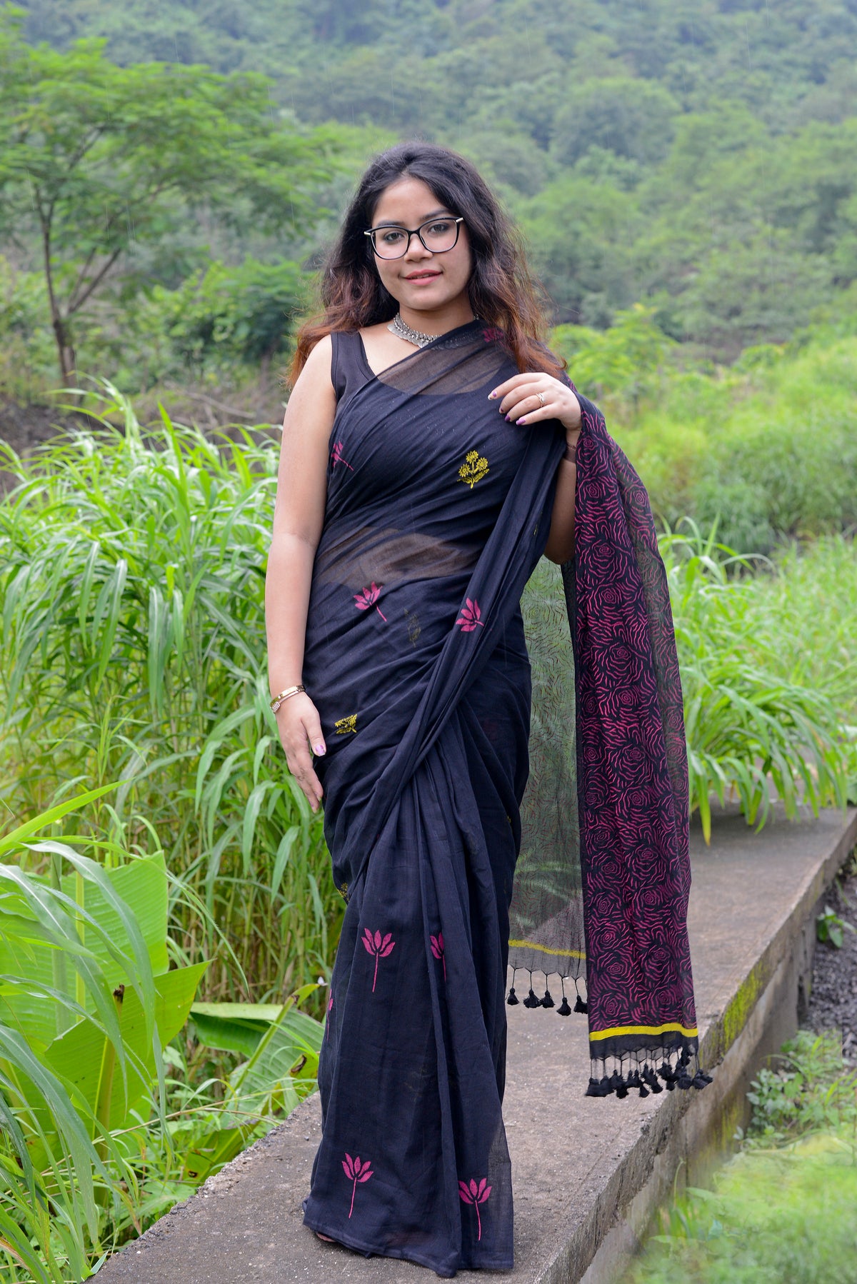 FLORAL BLACK - HAND BLOCK PRINTED COTTON SAREE