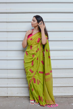 ABSTRACT - PARROT GREEN & RANI PINK  - HAND BLOCK PRINTED COTTON SAREE